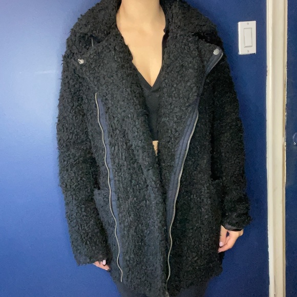 Hollister sherpa jacket - Picture 4 of 8